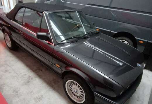 BMW 318i cabrio e30