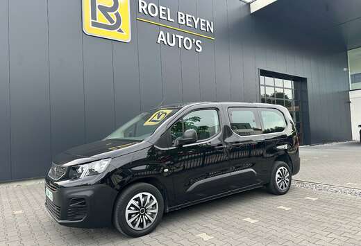 Peugeot Dubbel Cabine Lichte vracht 12 M. OMNIUMGARAN ...