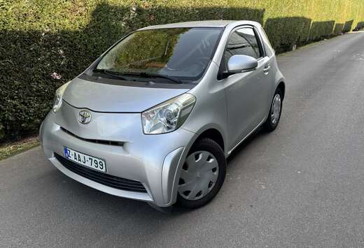 Toyota iQ 1.0i VVT-i Luna