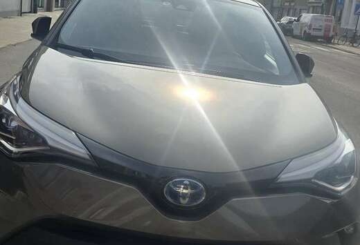 Toyota C-HR Hybrid 1.8i VVT-i C-Hic Mono-Tone E-CVT
