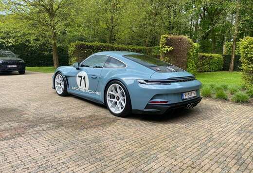 Porsche Carrera 4.0 S/T