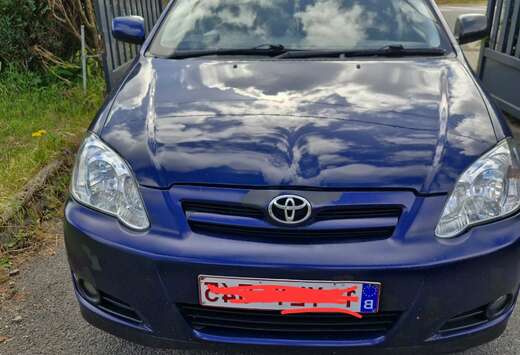 Toyota 110 VVT-i Les Bleus