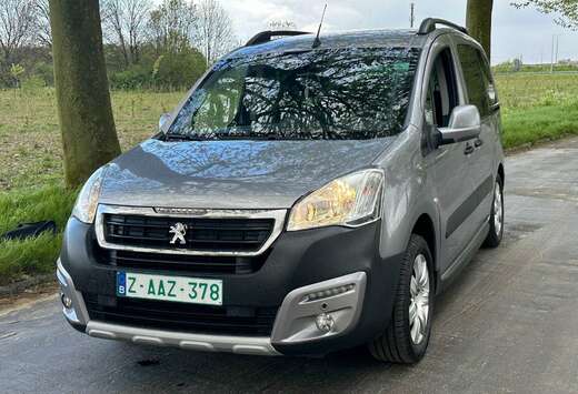 Peugeot 1.2 PureTech Tepee GPS PDC  CRUISE CLIM 1E MA ...