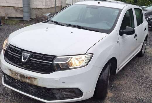 Dacia Sandero 1.2i Laureate