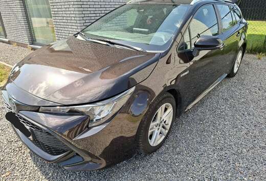 Toyota 1.8 Hybrid Touring Sports Business Edition