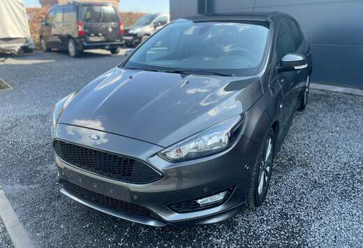 Ford Focus ST-Line Benzine