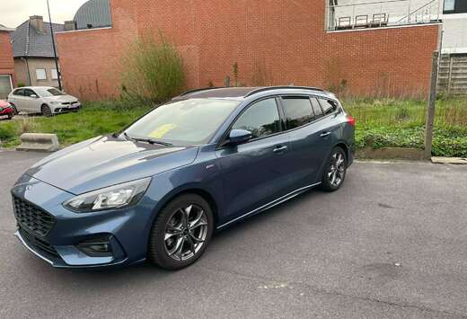 Ford Focus Clipper 1.0 EcoBoost MHEV ST-Line X