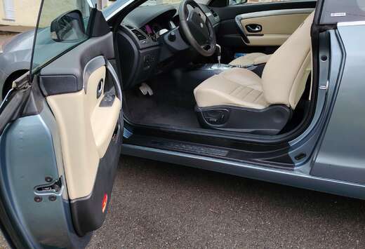 Renault Laguna Coupé 2.0 dCi 4Control Monaco GP FAP