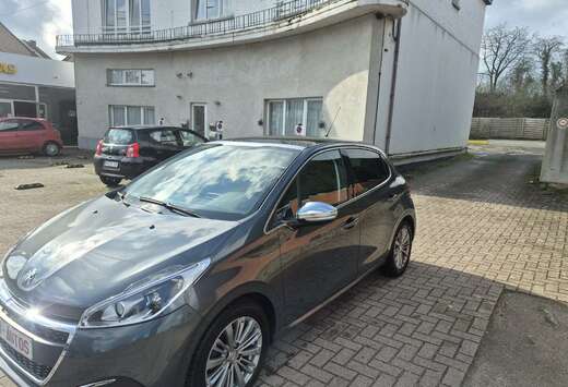 Peugeot 1.2 BOITE AUTOPRETE A IMMATRICULÉ GARANTIE