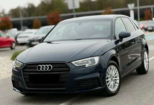 Audi A3 Sportback 1.9 TDi Ambition DPF S tronic