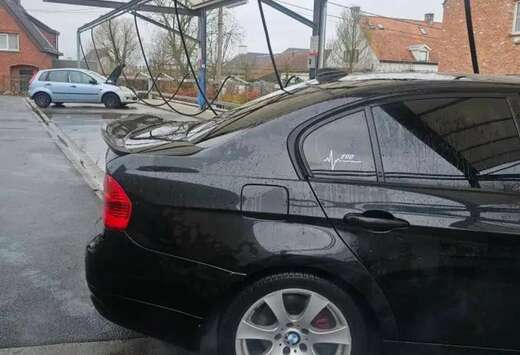 BMW 320i Aut.