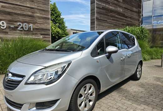 Opel Meriva 1.4i/ carnet d\'entretien