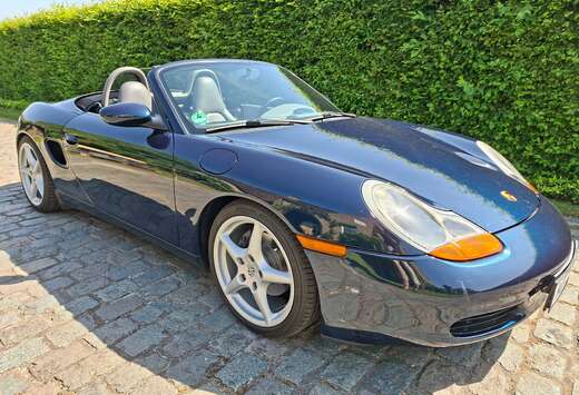 Porsche 2.5i