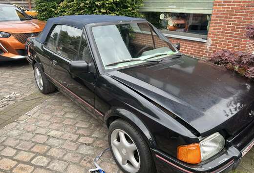 Ford 1981 En 1984 Ford Escort Xr3i En Rally.