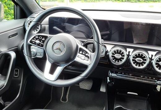 Mercedes A250e