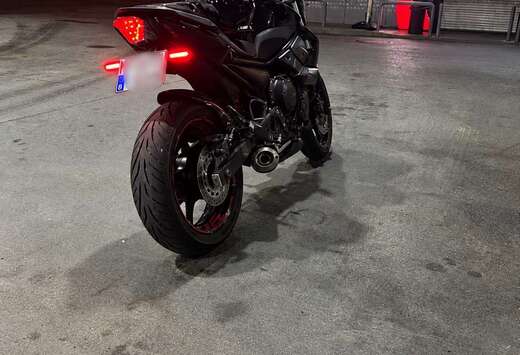 X Race