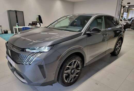 Peugeot 3 1.2 HYBRID 145 e-DSC6 Allure