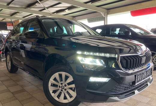 Skoda -AUTOMAAT -Airco -App -ACC -Keyless -LED -Camer ...