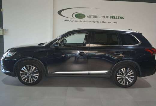 Mitsubishi Outlander 2.0i 2WD Diamond Edition 7S CVT  ...