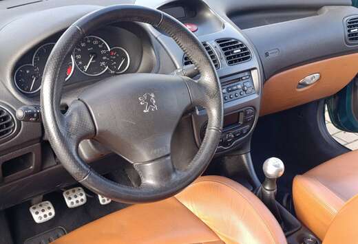 Peugeot CC 110 Roland Garros