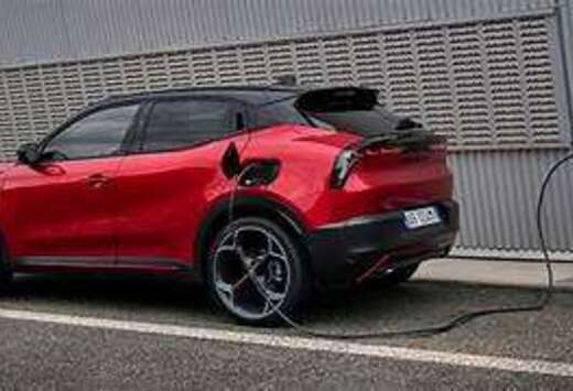Alfa Romeo 280Pk Veloce. NP: 53.200€ met 8 jaar gar ...
