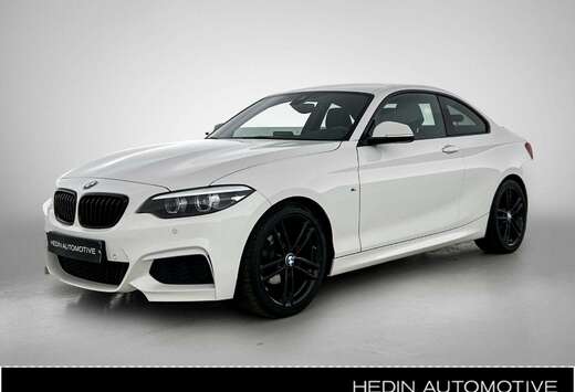 BMW 2-serie Coupé 218i M Pakket  Zetelverwarming  Bl