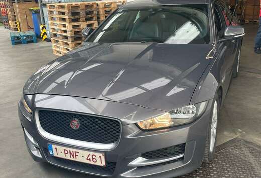 Jaguar XE 2.0 D R-Sport