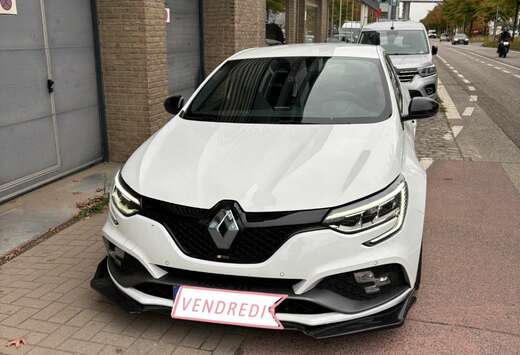 Renault Mégane IV Berline TCe 300 EDC RS Trophy