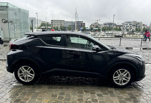 Toyota C-HR hybride