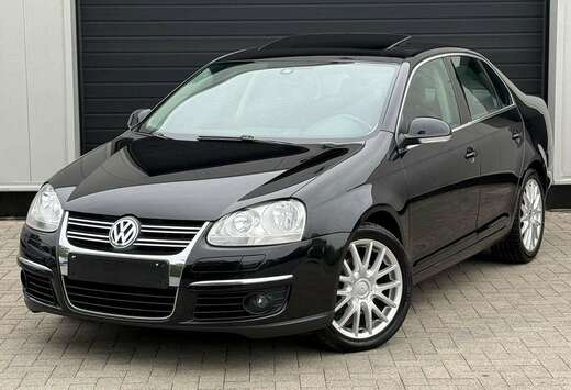 Volkswagen Vw Jetta boîte automatique 2.0 FSI Essenc ...