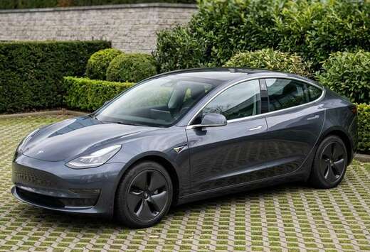Tesla 75 kWh Long Range Dual Motor