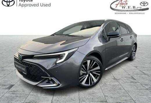 Toyota Touring Sports 1.8 Hybrid CVT Style