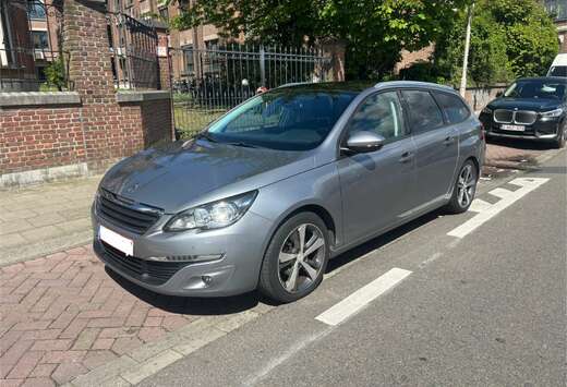 Peugeot SW 1.2 PureTech Allure STT