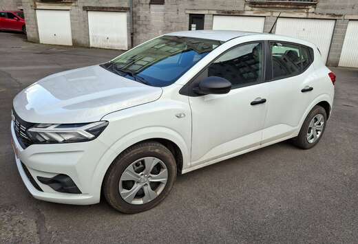 Dacia Sandero 1.0i SCe Essential