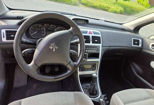 Peugeot 307 2.0i 16v Navteq