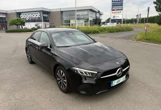 Mercedes-Benz A Sedan 180 d Business Line