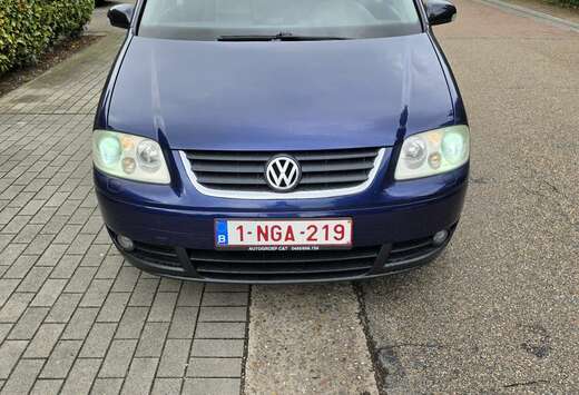 Volkswagen 1.6i 16v FSI Trendline