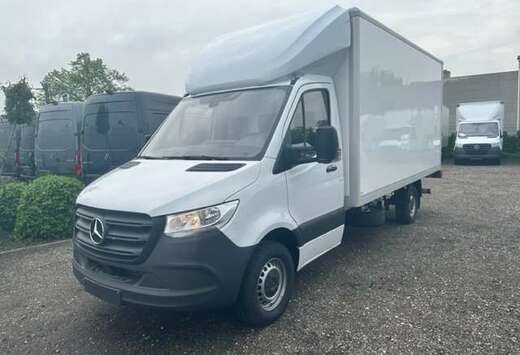 Mercedes-Benz 315 box + lift 19m - 47500 euro ex btw