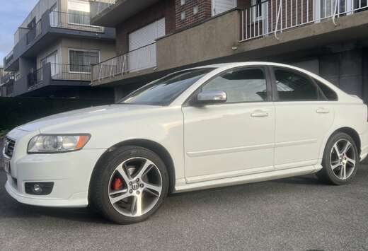 Volvo 1.6D R Design Euro 5