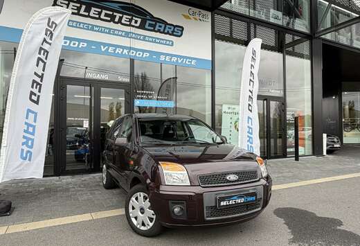Ford 1.25i Benzine Black Magic slechts 33DKM
