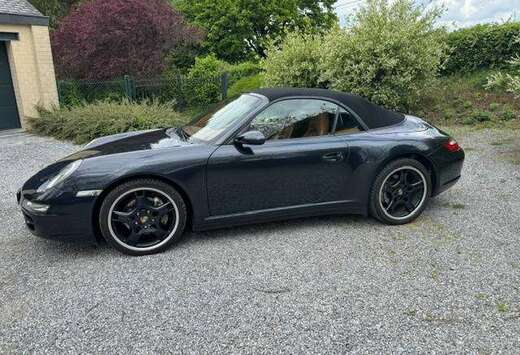 Porsche 911 Carrera 4 Cabriolet 3.6i Tiptronic S