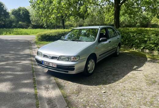 Nissan 1.6i SLX Nissanmatic