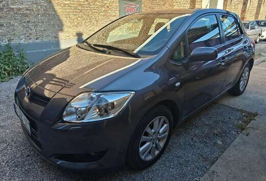 Toyota Auris 1.6i VVT-i 72000 km prêt à immatricul� ...