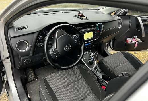 Toyota HEV 1.8i HSD Premium CVT