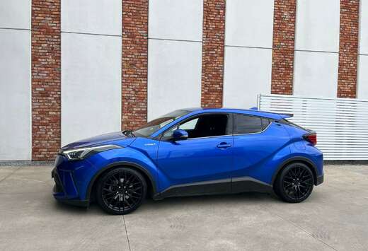 Toyota Hybrid 1.8i VVT-i C-Lub E-CVT