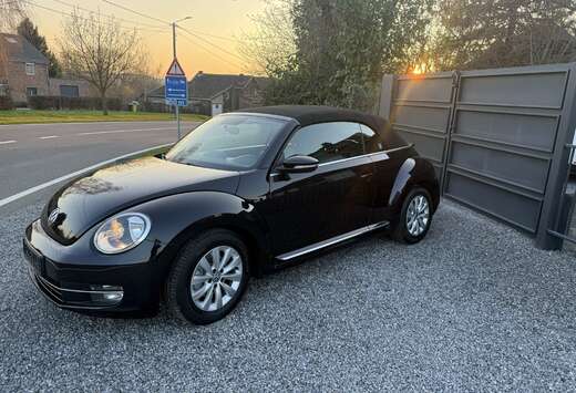 Volkswagen Beetle Cabriolet 1.2 TSI Design