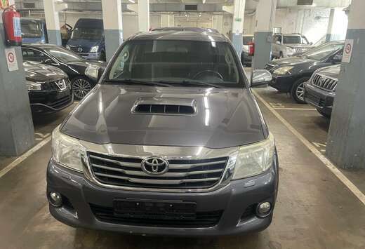 Toyota 2.5 D-4D 4WD STX