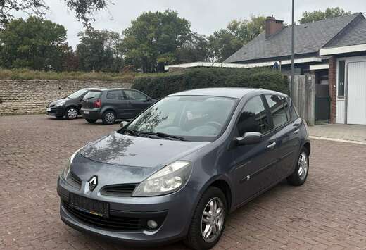 Renault clio 3 1.4 prete a être immatriculée