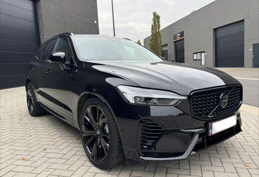 Volvo XC60 T8 AWD Plug-in Hybrid Ultra Black Edition