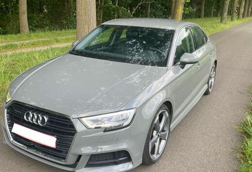 Audi 40 TFSI Sportback quattro S tronic design